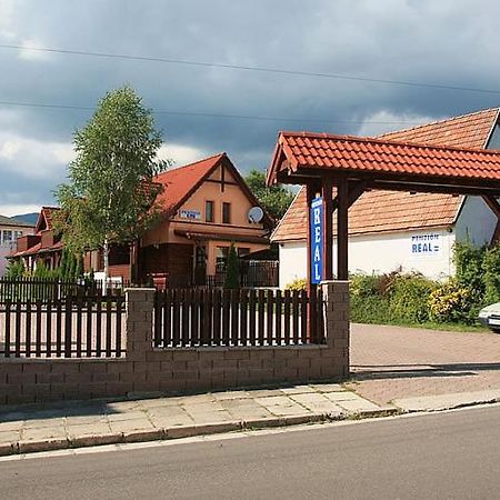 Penzion Real Žiar Exteriör bild